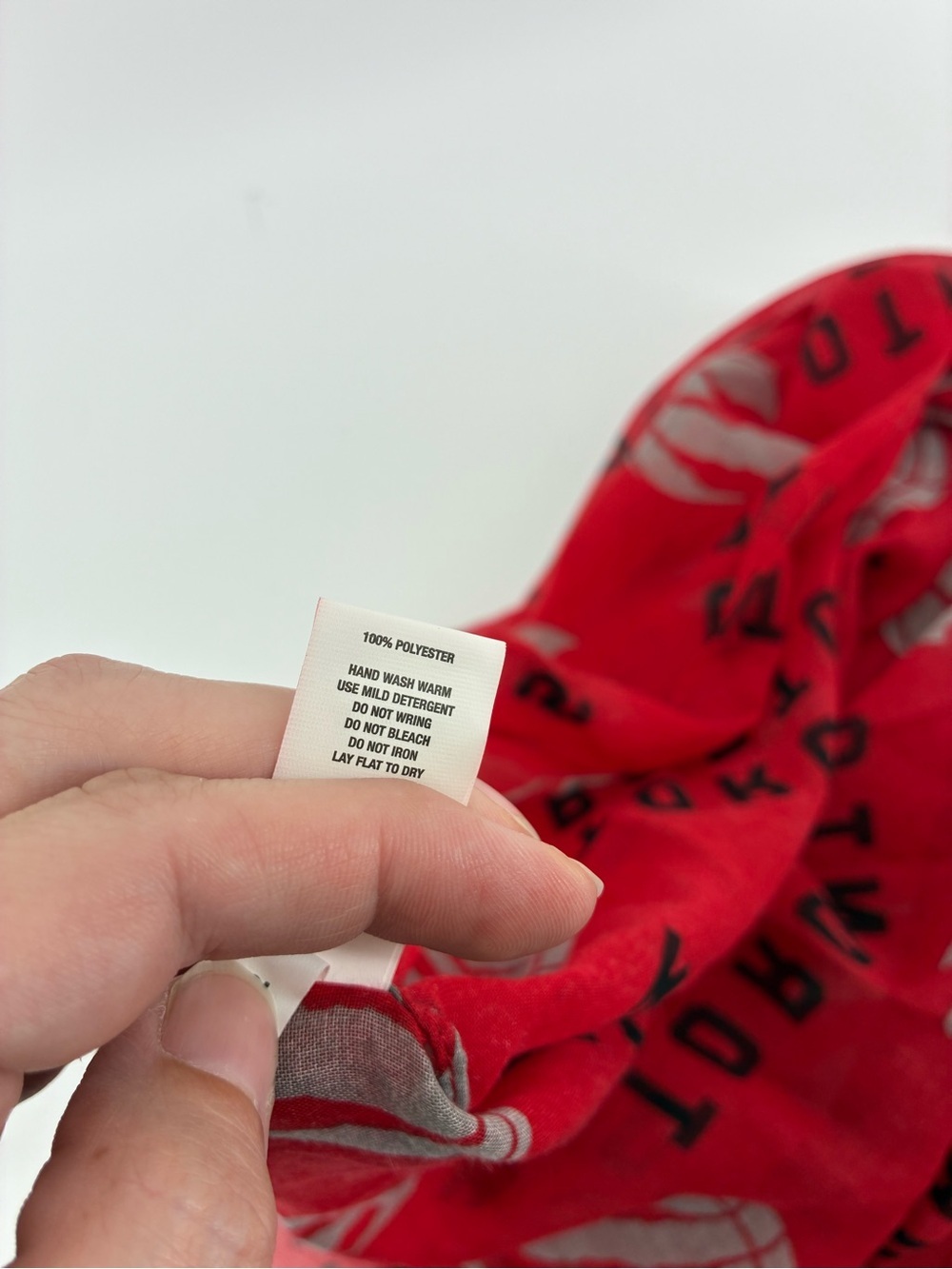 Red Toronto Raptors Logo Infinity Scarf - Picture 6 of 8
